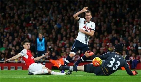 使得他在比 使得他在比